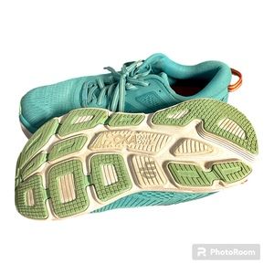 Hoka One One Bondi pre owned